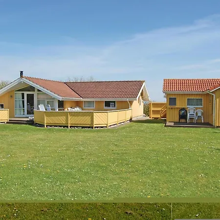 Nice Home In Rudkobing With Sauna * Spodsbjerg