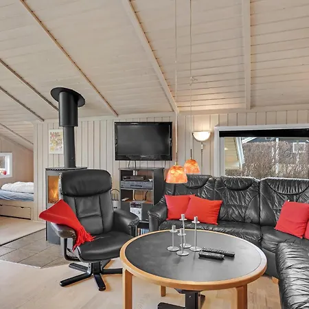 Nice Home In Rudkobing With Sauna Сasa de vacaciones